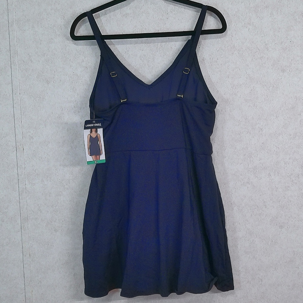 NWT Lands End Navy One Piece Swim Suit Adjust Straps, Built In Bra, Lining Sz XL - Picture 5 of 8